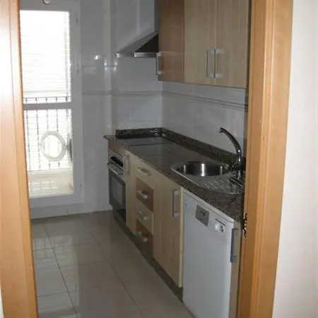 Piso Con Vistas Cerca Feria 4 Dorm 2 Banos, Aire Acond. Garaje Apartment