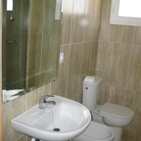 Piso Con Vistas Cerca Feria 4 Dorm 2 Banos, Aire Acond. Garaje Apartment Jerez de la Frontera