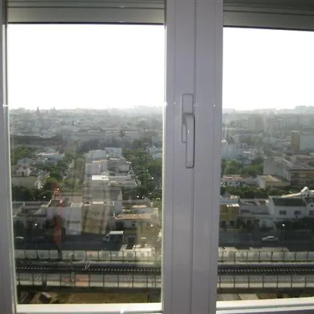 Apartment Piso Con Vistas Cerca Feria 4 Dorm 2 Banos, Aire Acond. Garaje
